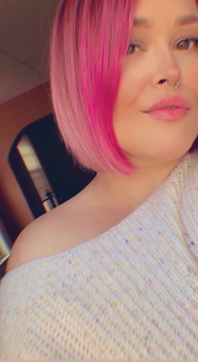 fey 🌸 tweet media