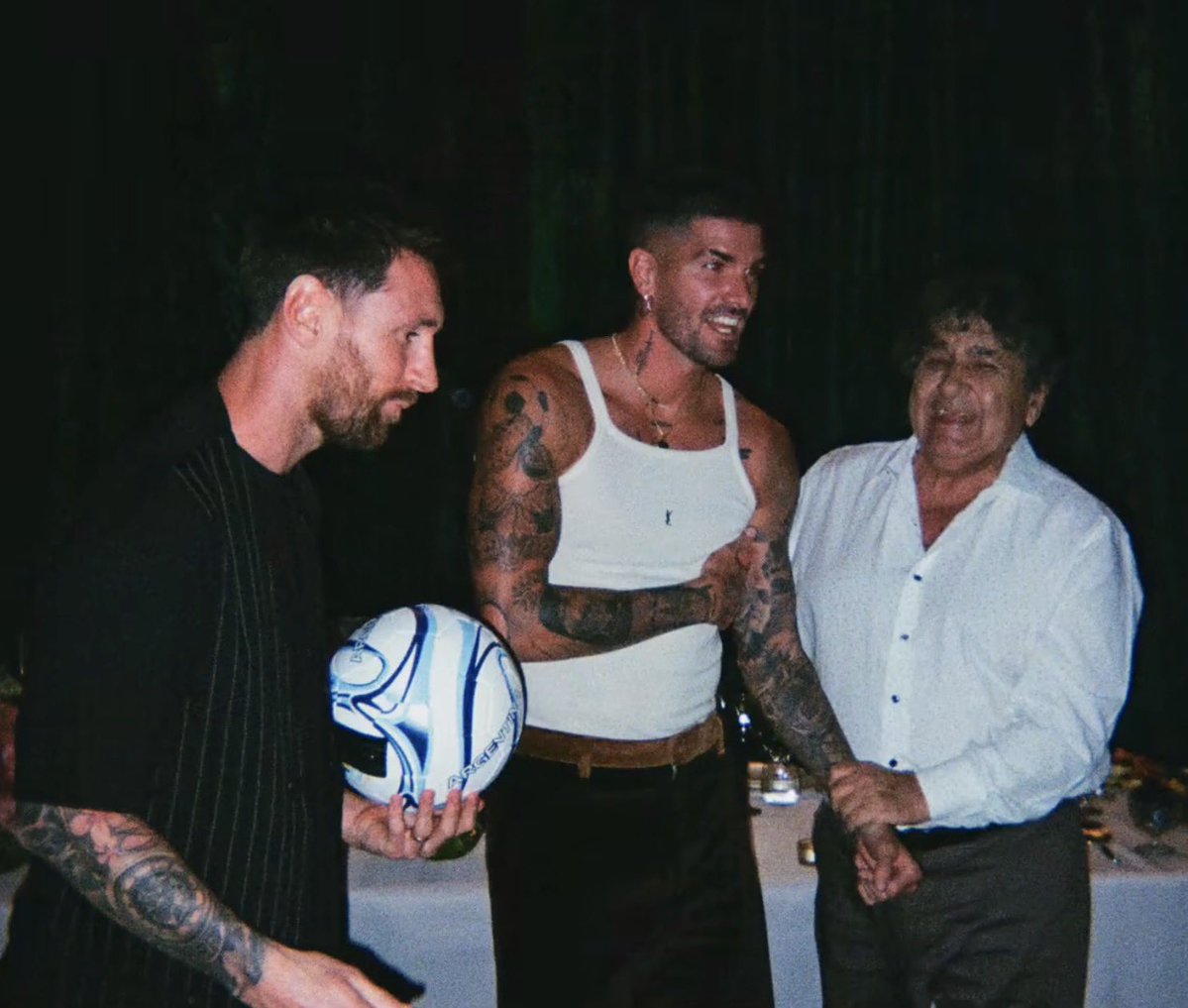 Messi World tweet media