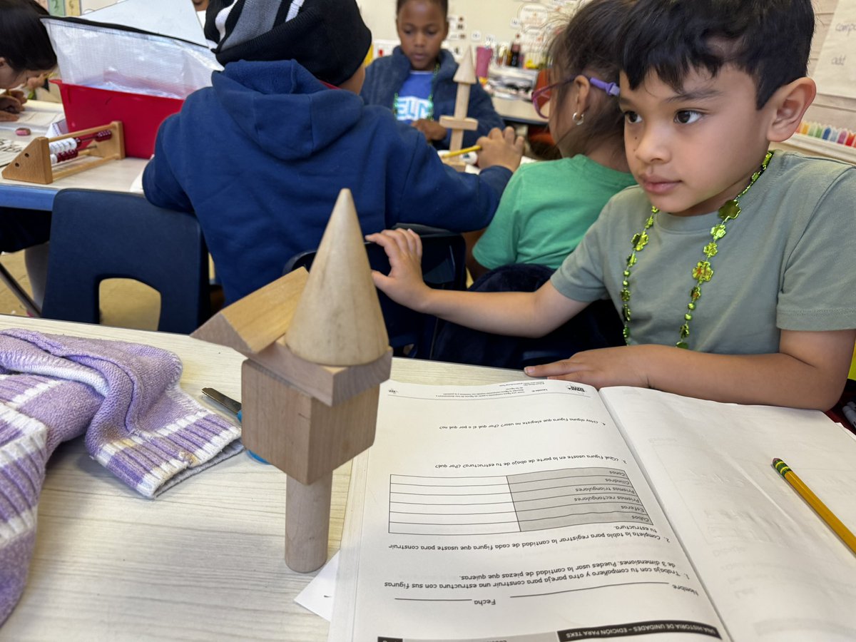 Helms Elementary tweet media