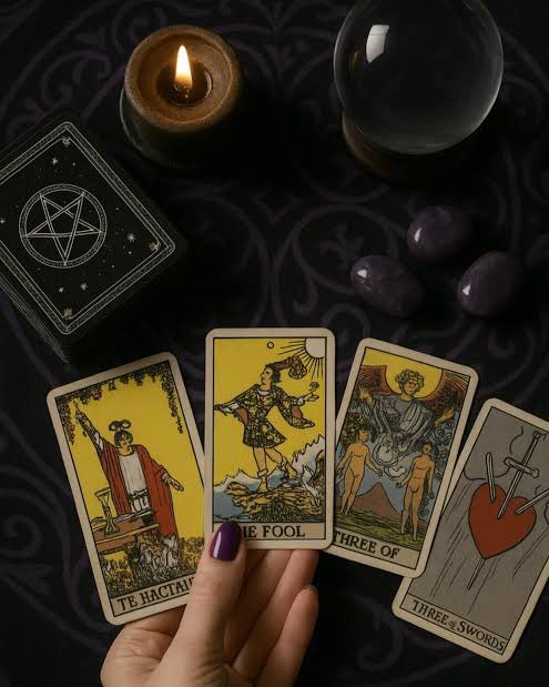BBBelissima's tweet photo. Joguei as cartas pra saber quem seria lider!!

Aqui há uma energia de liderança FEMININA! Entretanto, as cartas também apontam uma energia FEMININA NEGRA.

Meu palpite: jordana lider https://t.co/UjGQnKA8jG