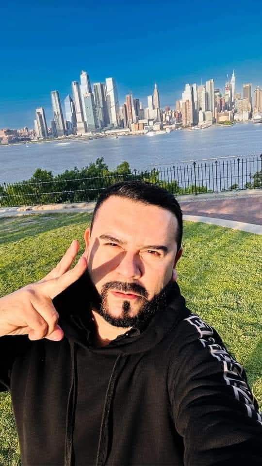 #FelizDiaDelHombre mi don guapo 🫰🫶 <a href="/ClaudioAlcaraz/">Claudio Alcaraz</a>  te queremos mil ocho mil 😍