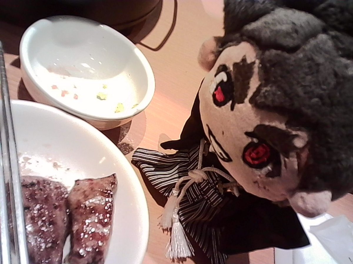 「ぬいムサシにもお肉」|ごもく🍙4/18誕生日のイラスト