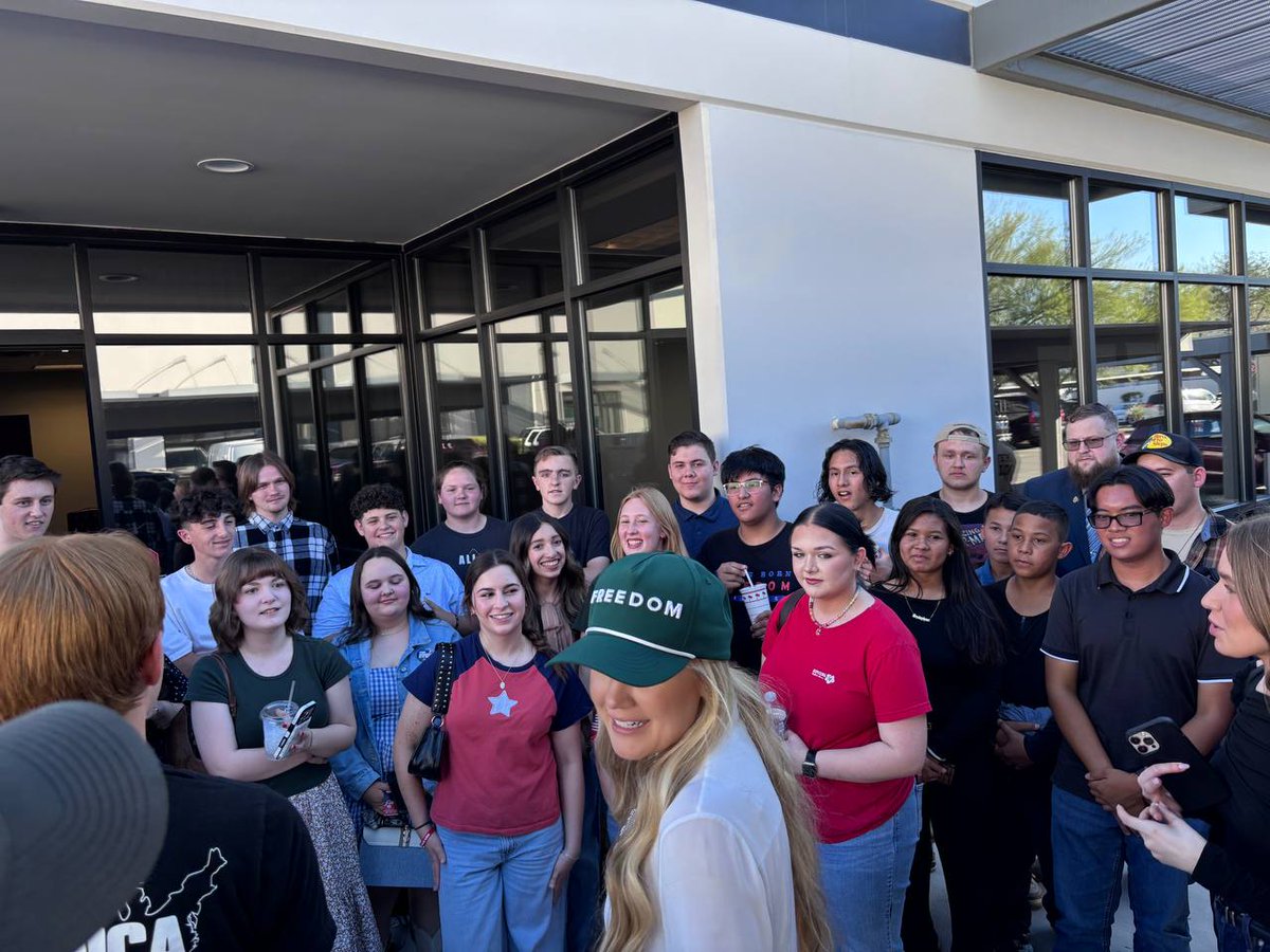 Lailani Loza tweet media