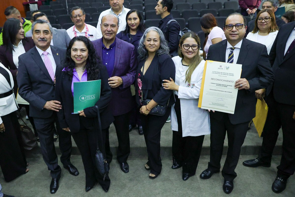 ITESA_OFICIAL's tweet photo. Reconocen al ITESA como Universidad Promotora de la Salud. Un logro que refleja el compromiso de nuestra comunidad con entornos saludables y el bienestar social. Gracias a las autoridades por impulsar este camino.
En ITESA, transformamos vidas. #OrgulloITESA #PrimeroLaEducación https://t.co/ZoGK3PYiKI