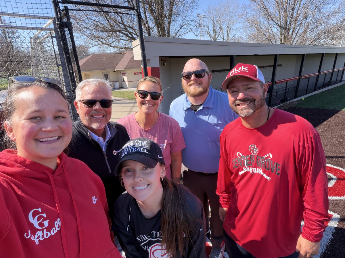 CG Trojan Softball tweet media