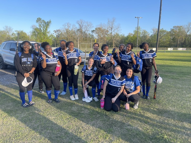 Home of the 🅿️elicans! 💙🖤 tweet media