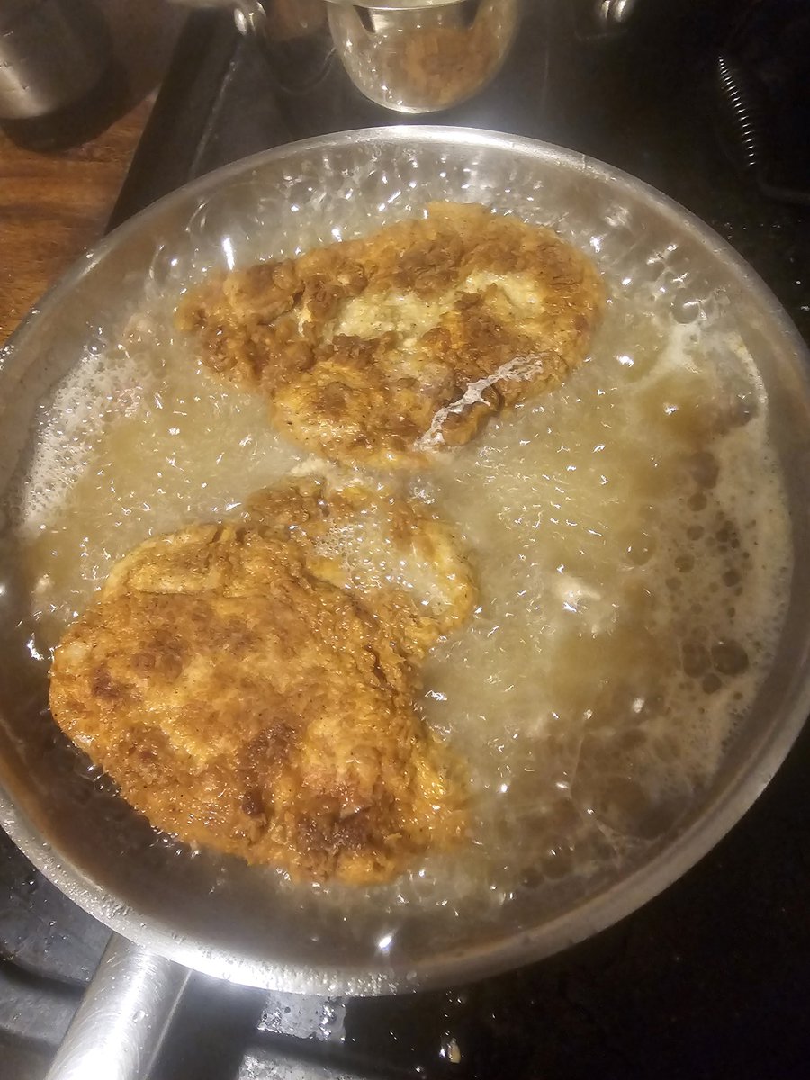 IllHaveACoke tweet media