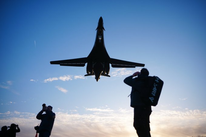 RandomStuff A2Z tweet media