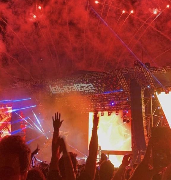 UpdateCharts tweet media