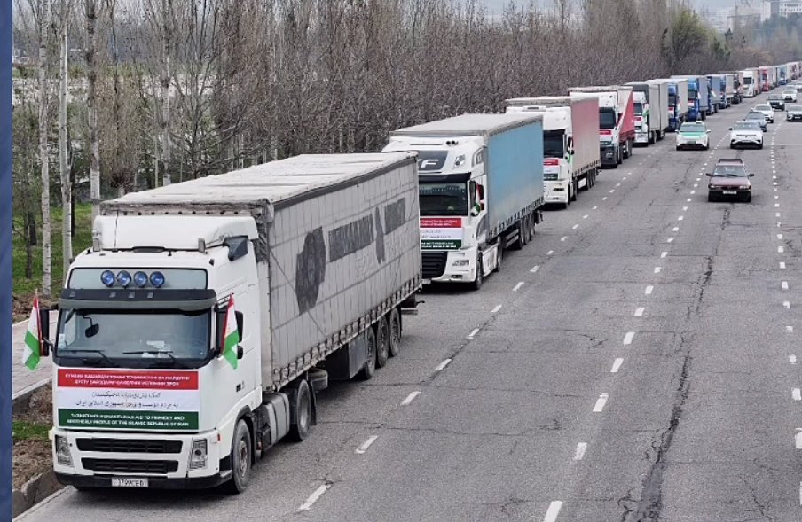 ME-Now-Here tweet media