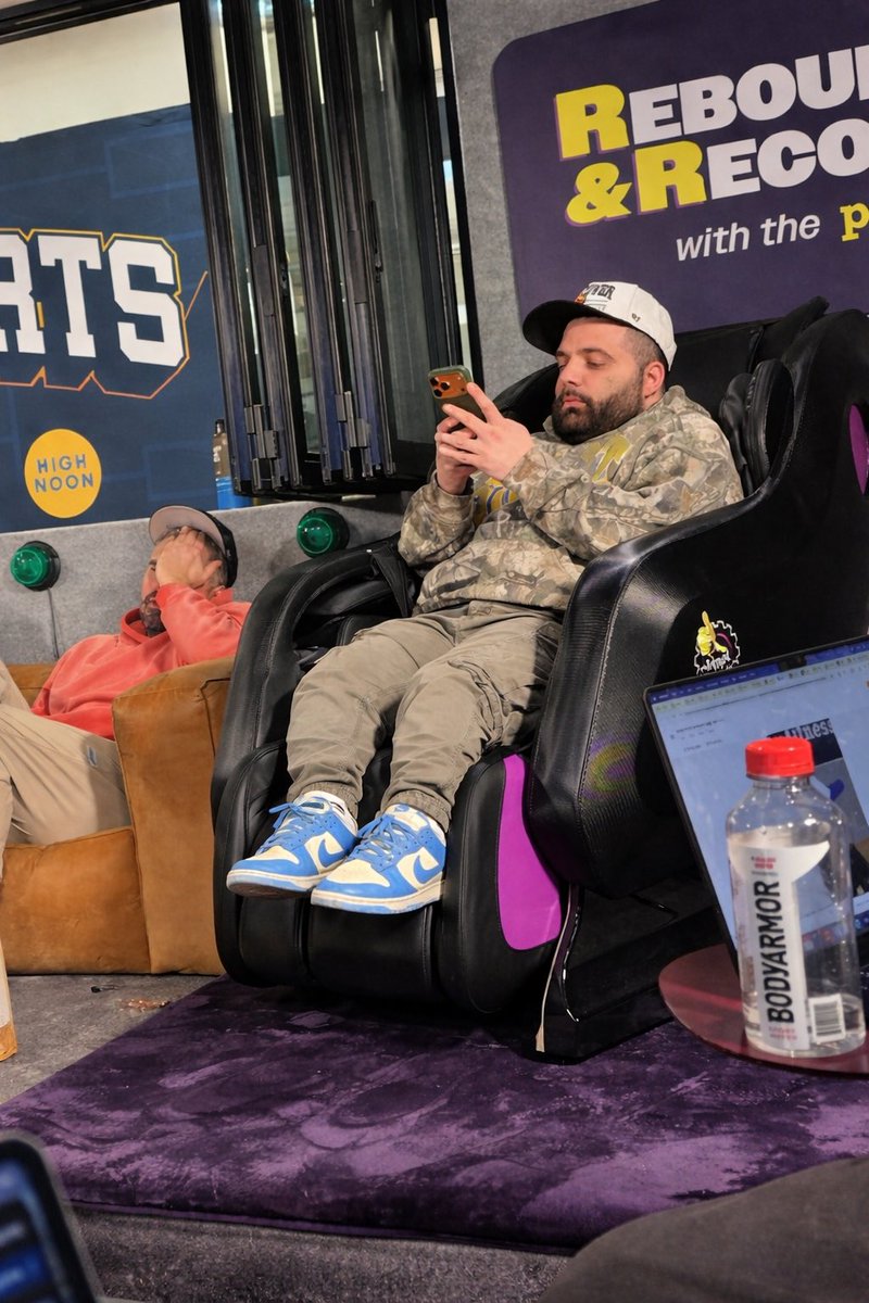 Bad Editor Jake tweet media