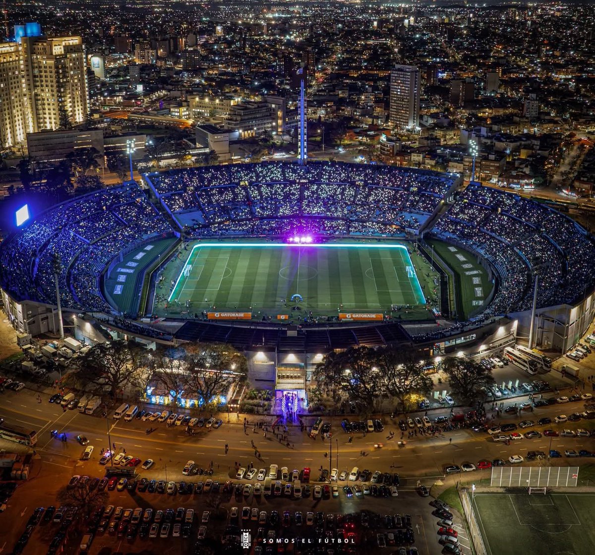 Fútbol a lo Peñarol tweet media