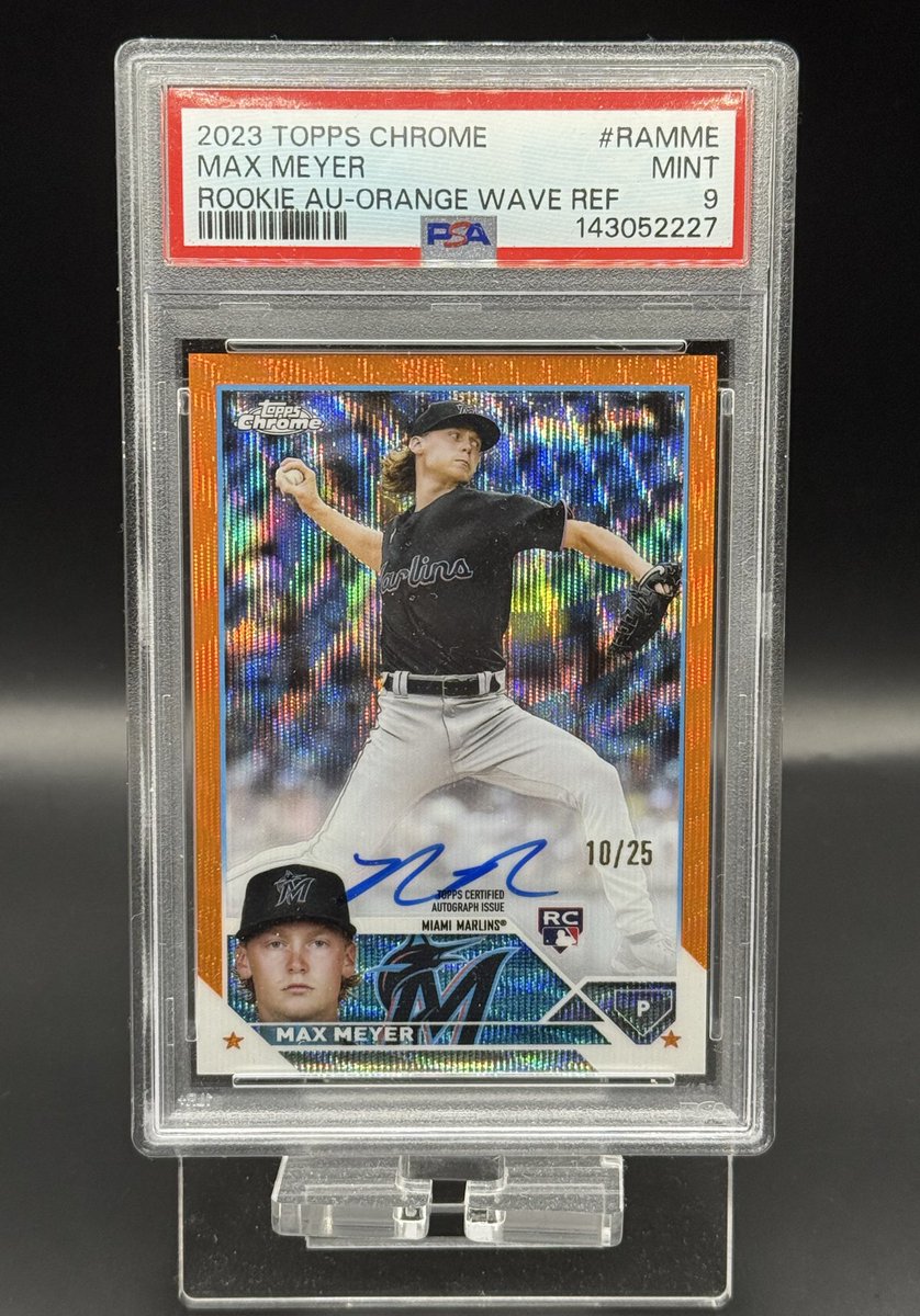 The Card Cabinet tweet media