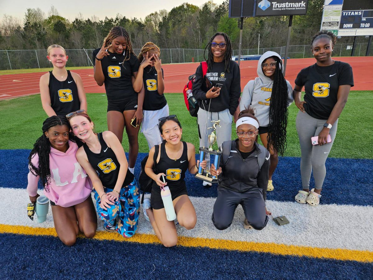 Jacket Athletics tweet media