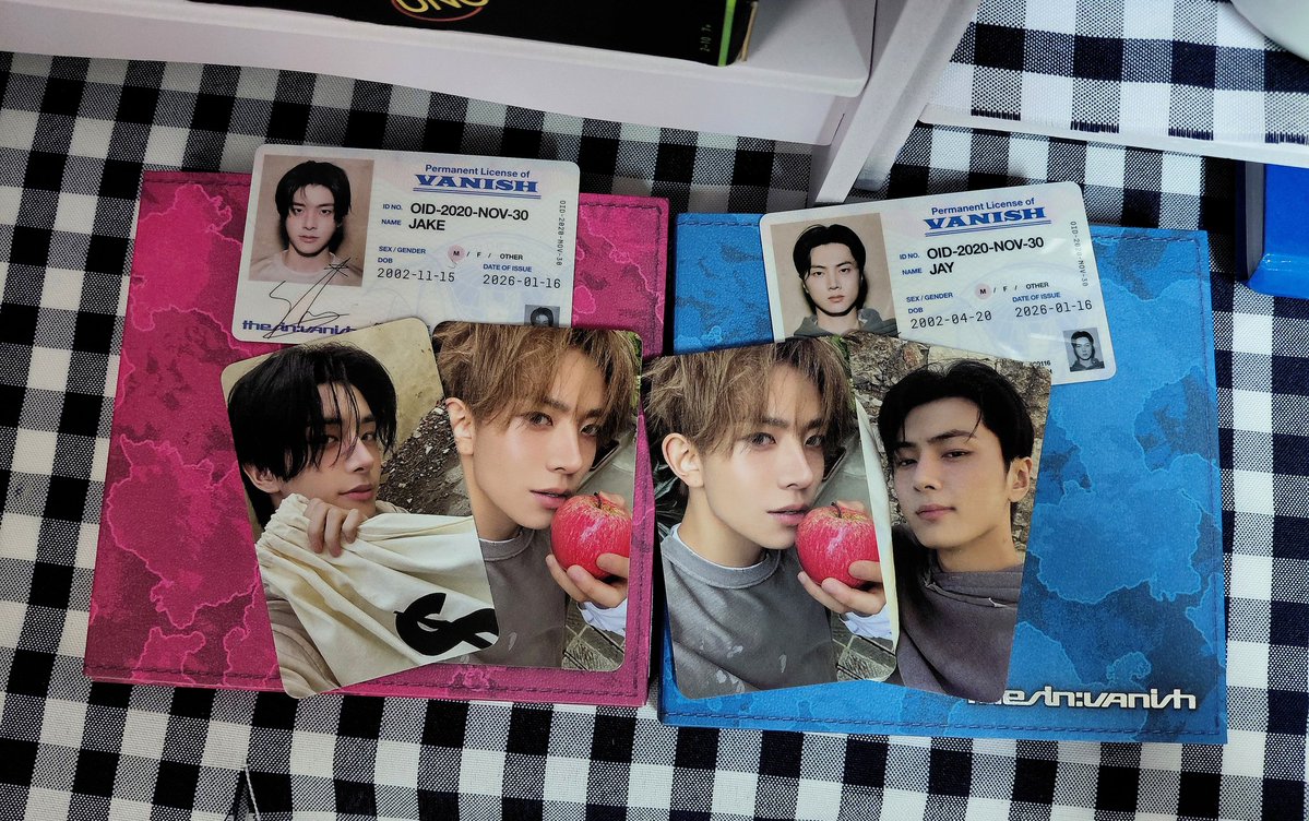 totori ★ sevEN tweet media