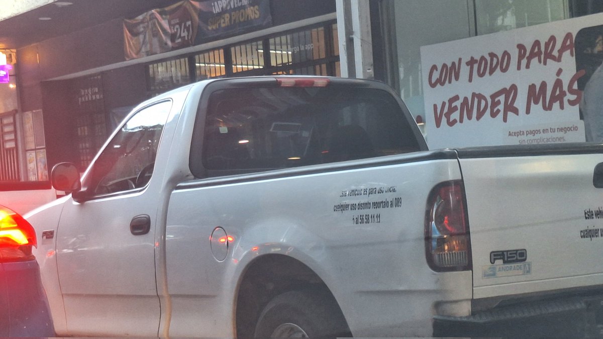 Latorrescano tweet media