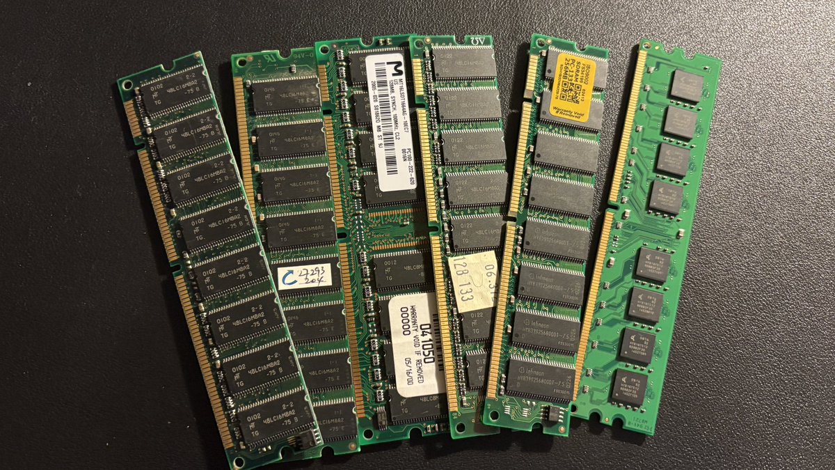 Andrew Hoyer tweet media