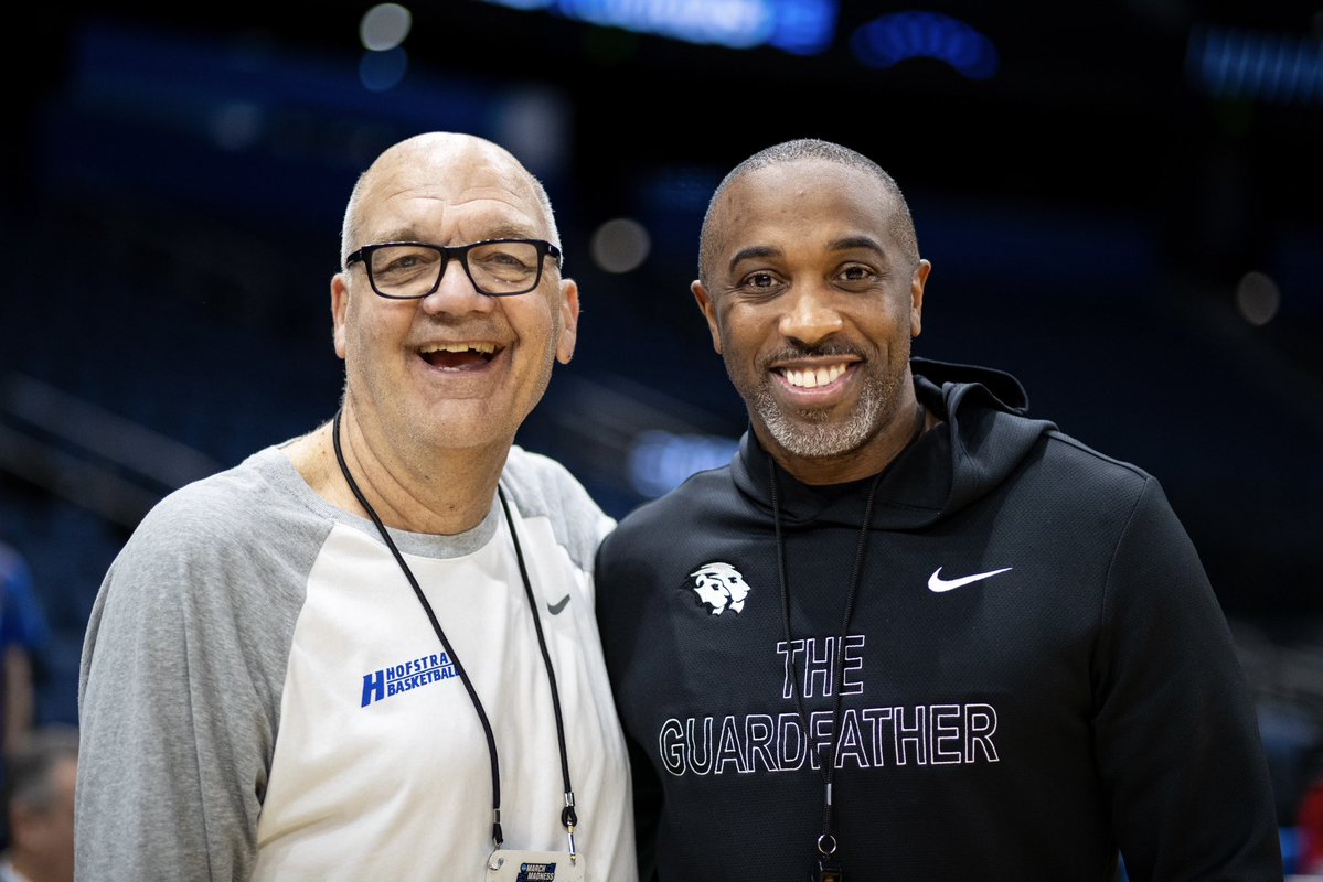 Hofstra Men's Basketball tweet media