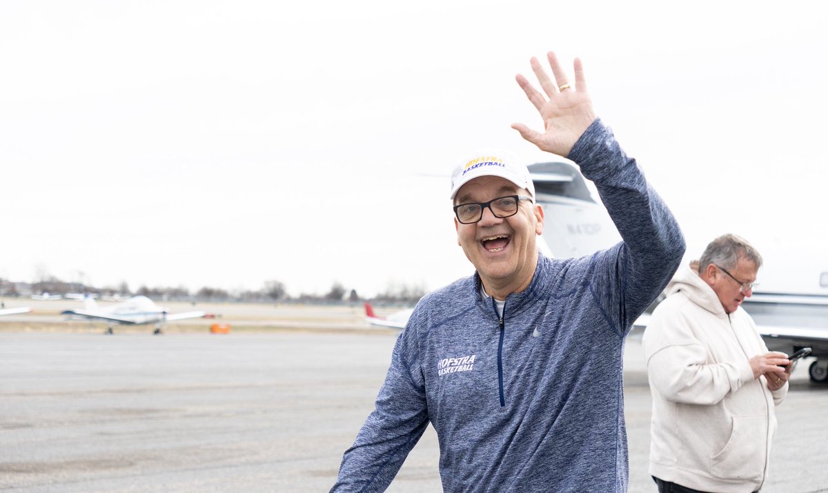 Hofstra Men's Basketball tweet media