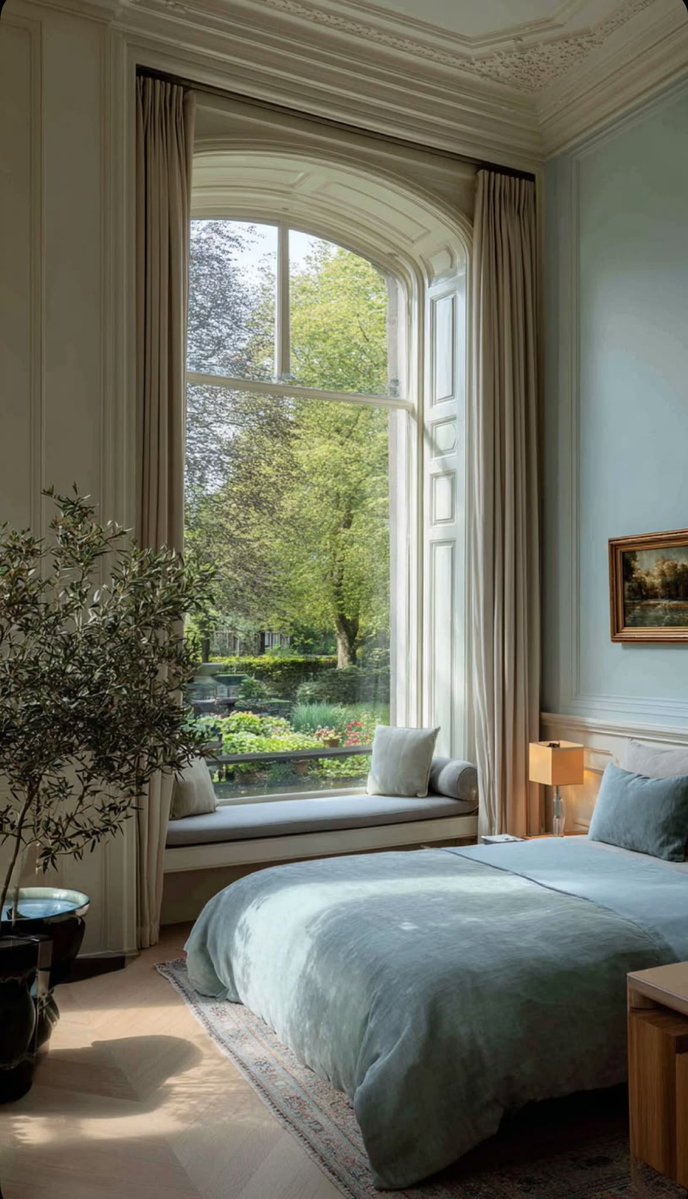 Elle Lookbook tweet media