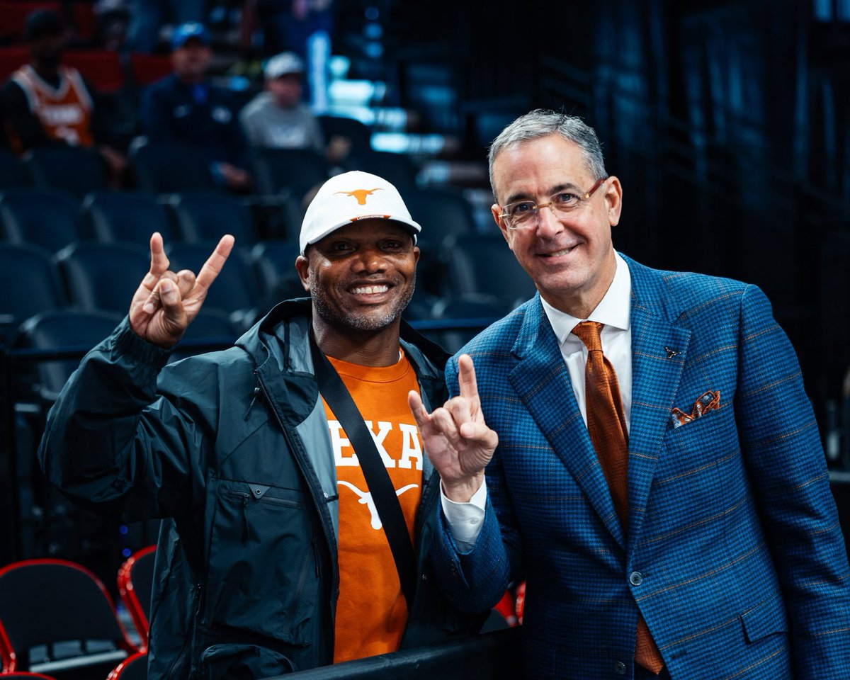 Texas T&F/XC tweet media