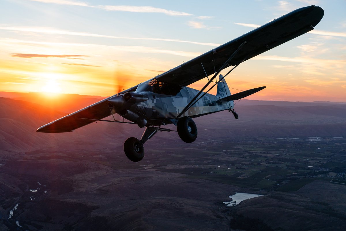 E3Aviation's tweet image. The   New Carbon Cub FX3 has arrived.  Check out this weeks Youtube video. 

#CubCraftersFX3  #pilotslife 
#BackcountryFlying #BushPlane #AirplaneCamping  #AircraftBuild