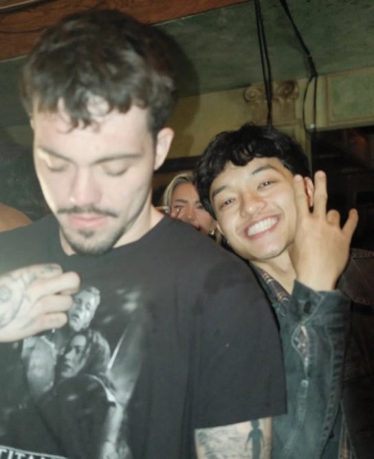 WeenUpdates tweet media