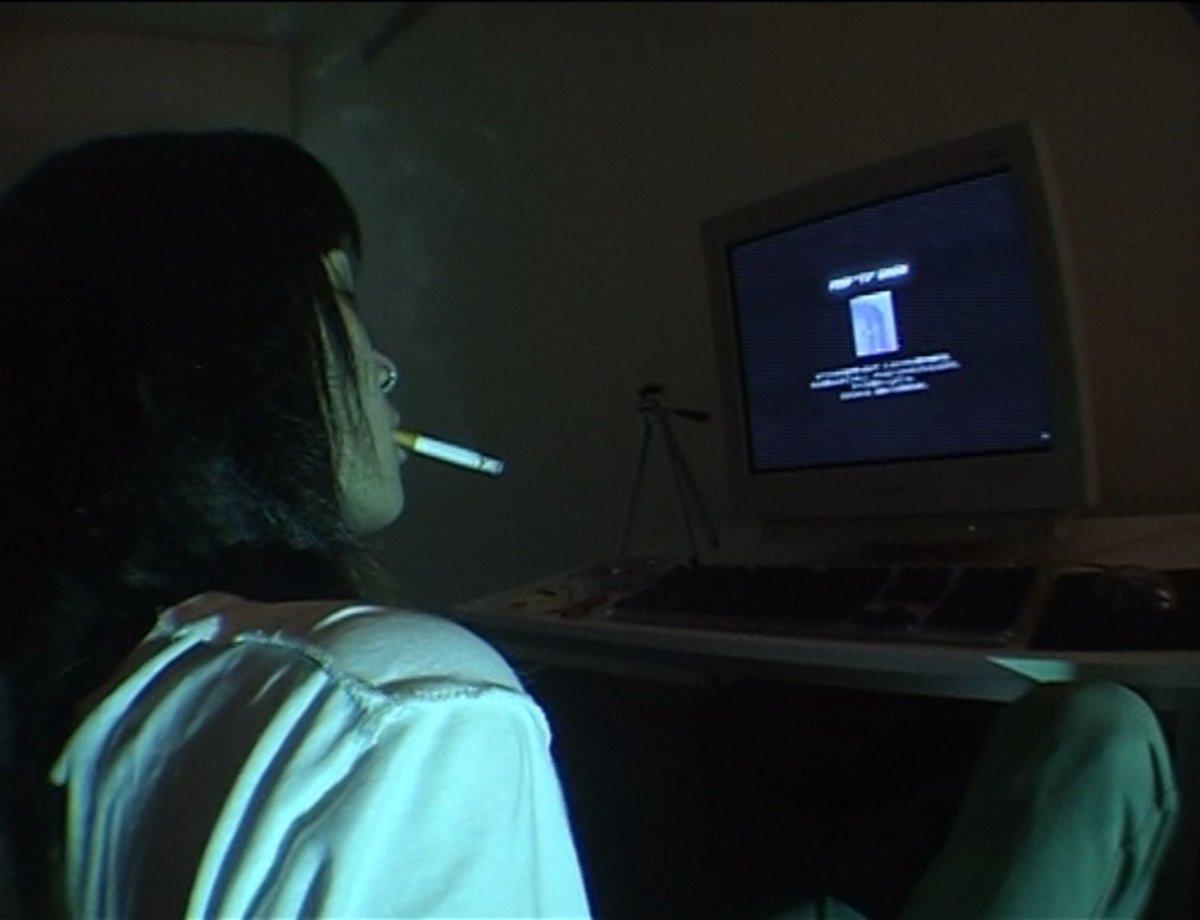 chillvia tweet media