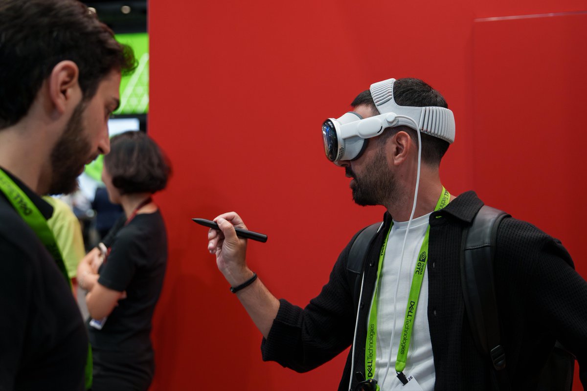 Lenovo Workstations tweet media