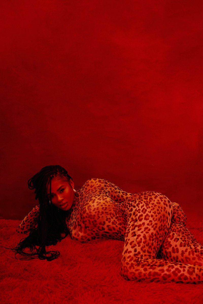 itz_tiffany's tweet photo. In a whole year of moments, this one is mine… 🎂✨
Grateful for life, growth, and everything in between.

#Wura out now — go watch and tell me what you think 🖤👑💫

https://t.co/b5t6T21pby https://t.co/3RLeG7NS6n