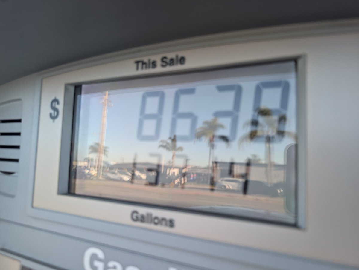 Conor Friedersdorf tweet media