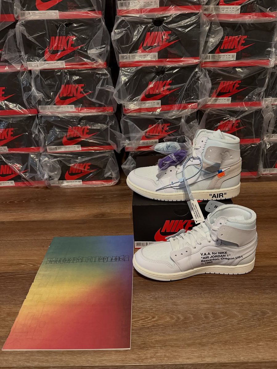 JustFreshKicks tweet media