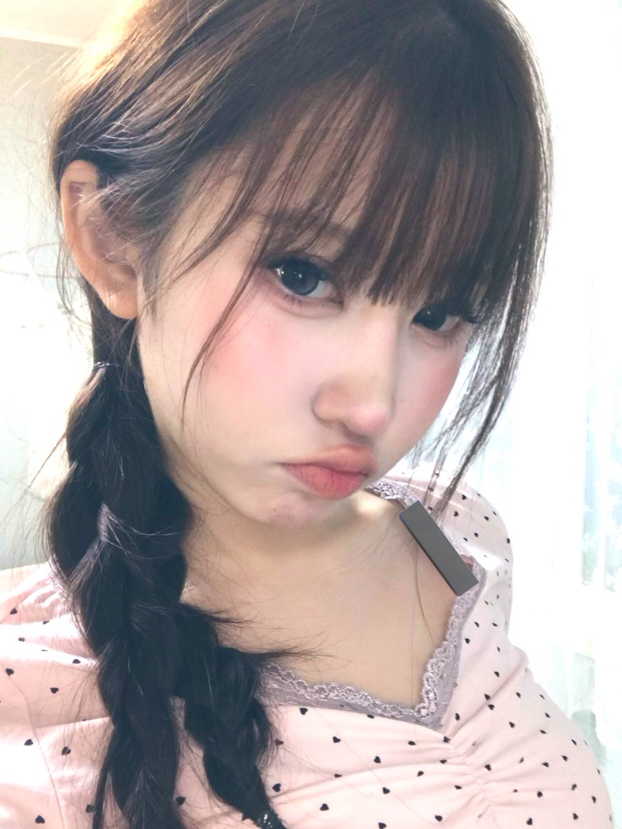 Cerialena_'s tweet photo. just you and i https://t.co/DlNLsFKHF1