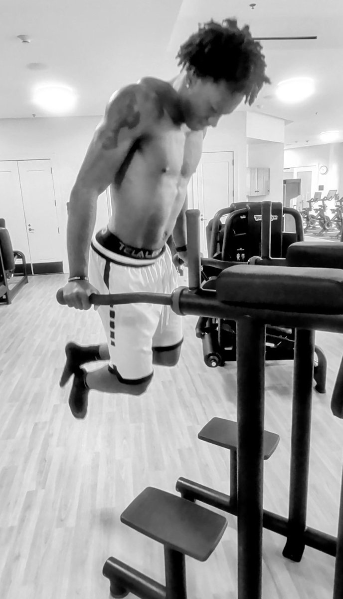 Dillon Foster tweet media