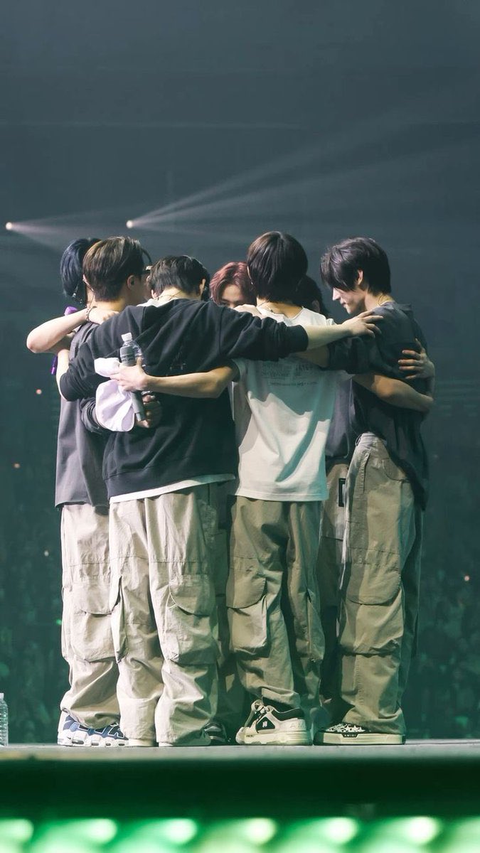 Ju 🩵 ENHYPEN IS 7 tweet media