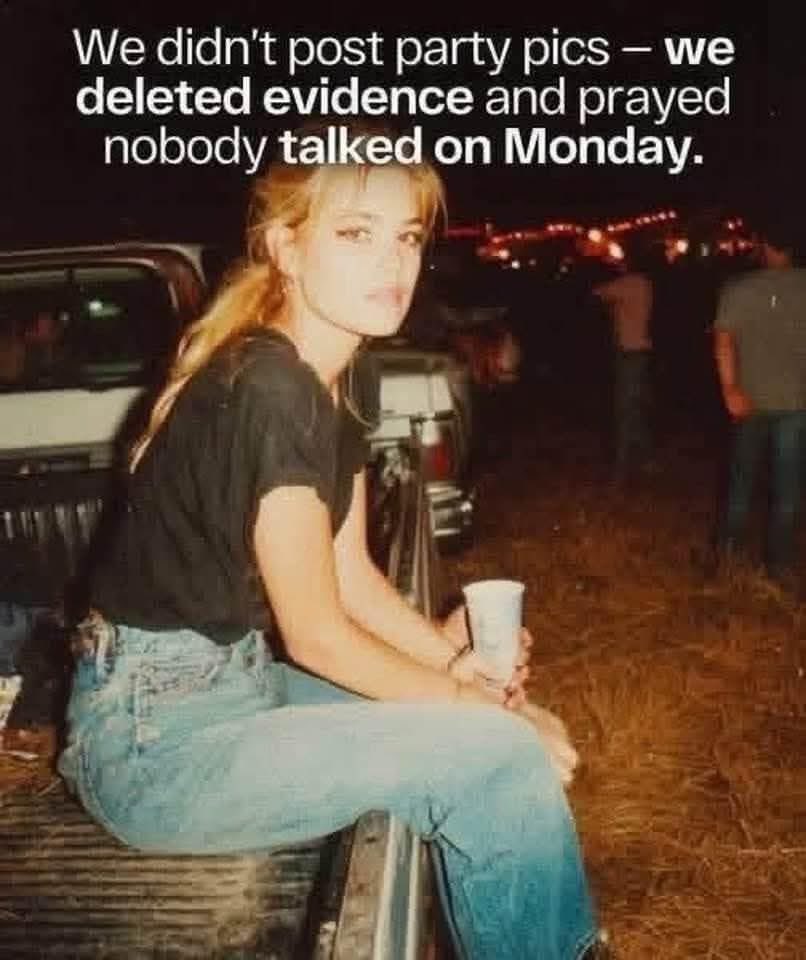 🌍 𝕄𝕪 𝕋𝕚𝕟𝕪 𝕎𝕠𝕣𝕝𝕕 🌎 tweet media