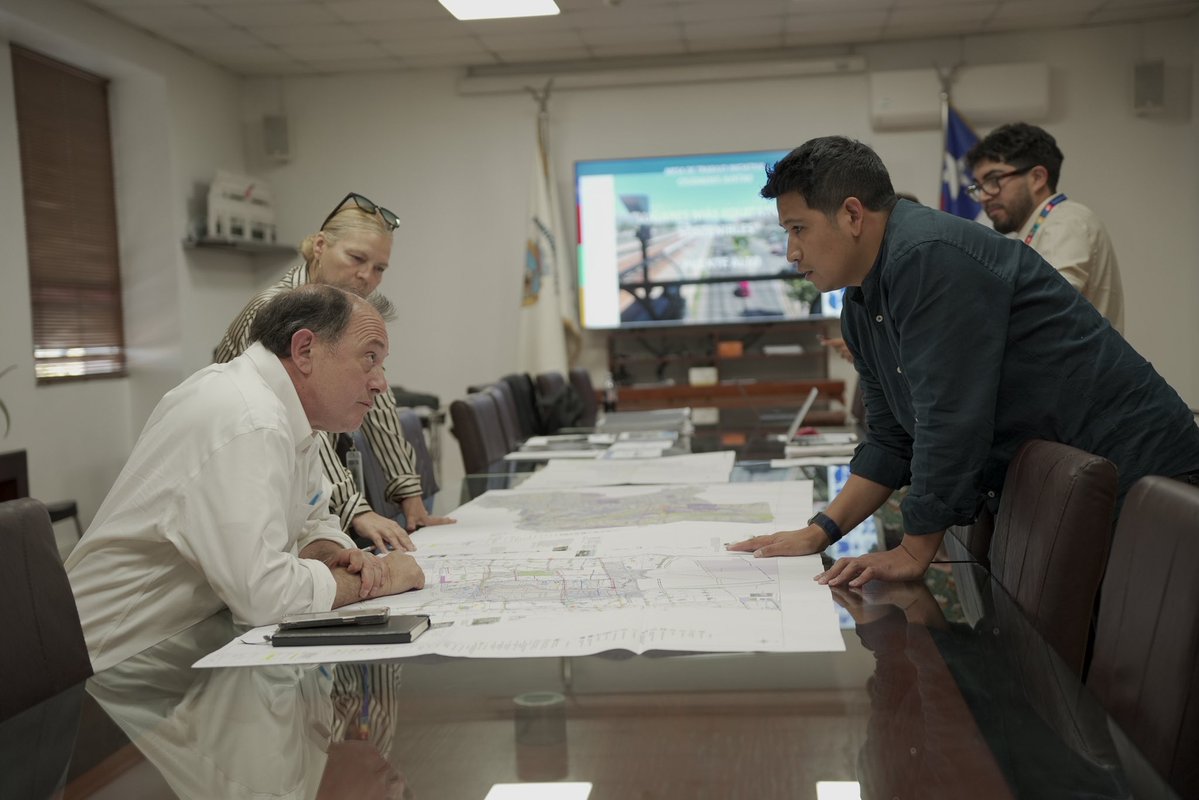 Iván Poduje tweet media