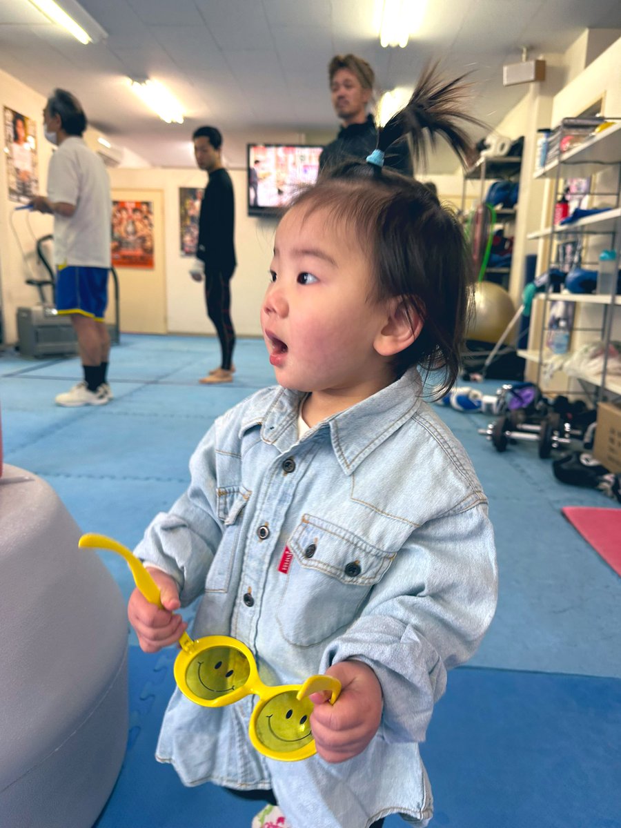 今日は祝日なのでおじさんばっかりですが、アツいご指導よろしくお願いします👶❤️‍🔥