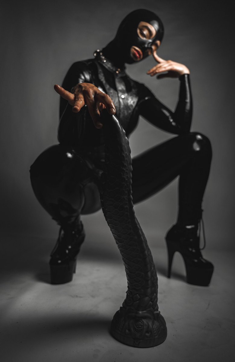 WanderLewd tweet media