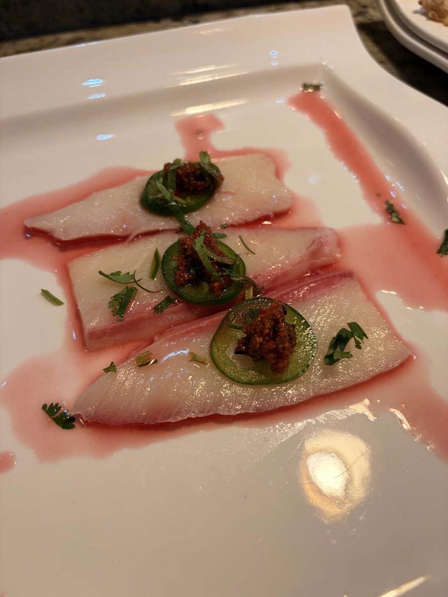 KuavoKitty's tweet photo. Omakase by the best sushi chef in town ❤️ https://t.co/o3xfgo7bZS