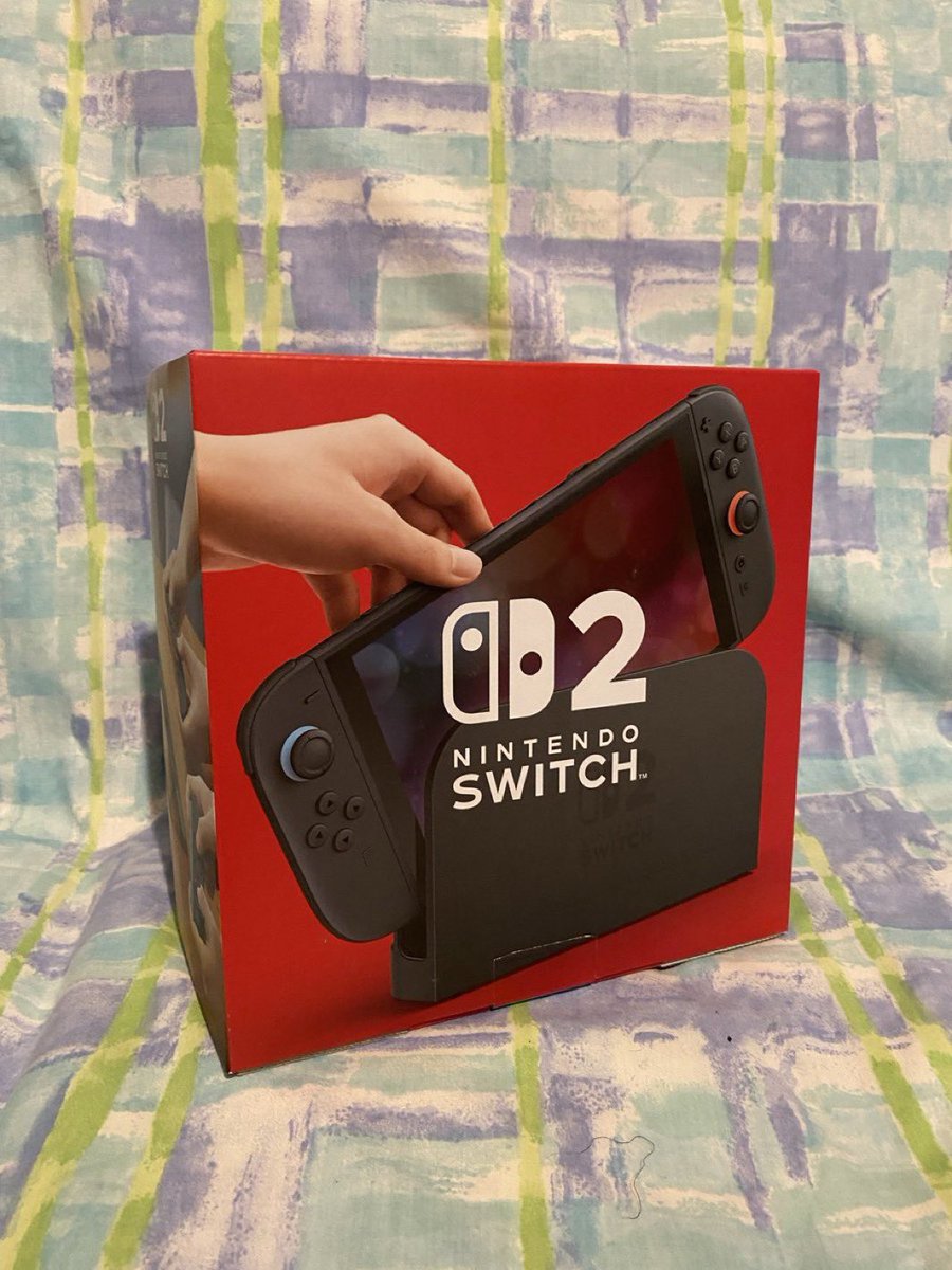 #1 Giveaway Plug tweet media