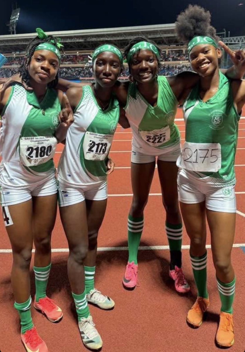 Krissy 🇬🇩 tweet media