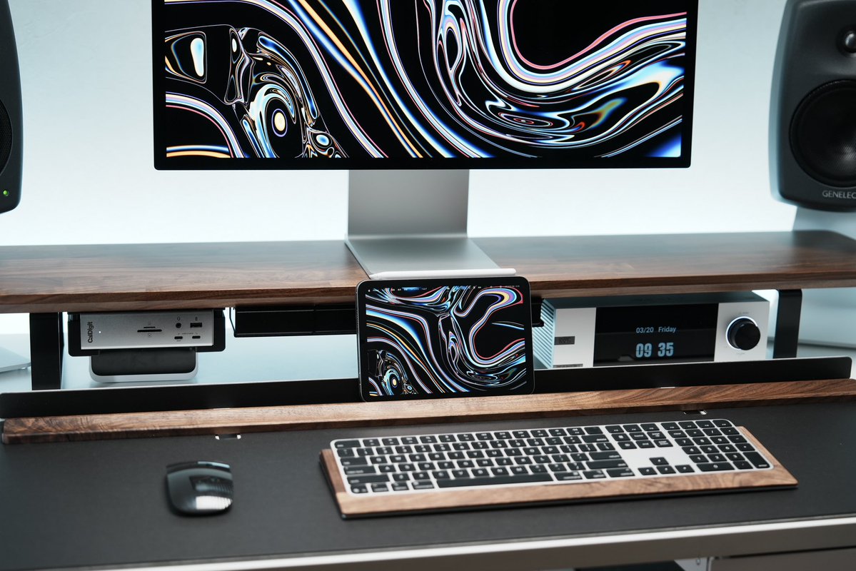 𝐎𝐕𝐑. tweet media