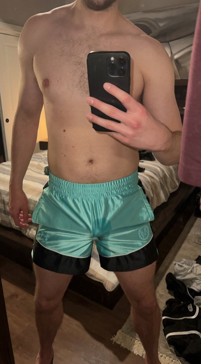 Shiny Sportswear Dude tweet media