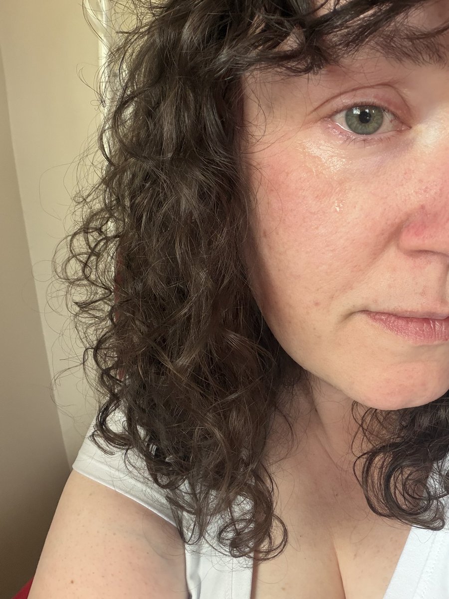 sarah❣️ tweet media