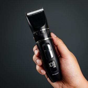 v_happy_v tweet media