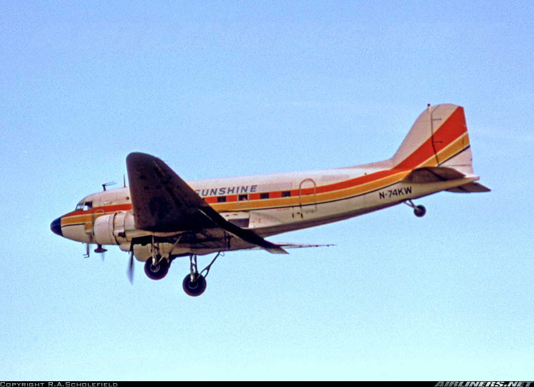 n194at's tweet photo. Air Sunshine
Douglas C-53 Skytrooper (DC-3) N74KW
MIA/KMIA Miami Intl Airport
August 3, 1975
Photo credit R.A. Scholefield
#AvGeek #Aviation #Airline #AvGeeks #Douglas #C53 #DC3 #AirSunshine #Miami #MIA @iflymia 🇺🇸 https://t.co/LkOfWSuFM4
