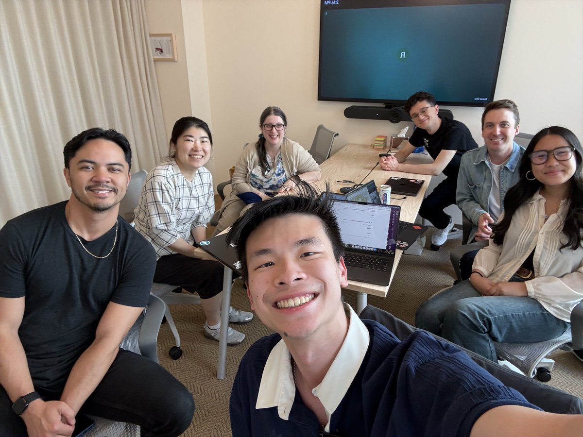 Sam H Li tweet media