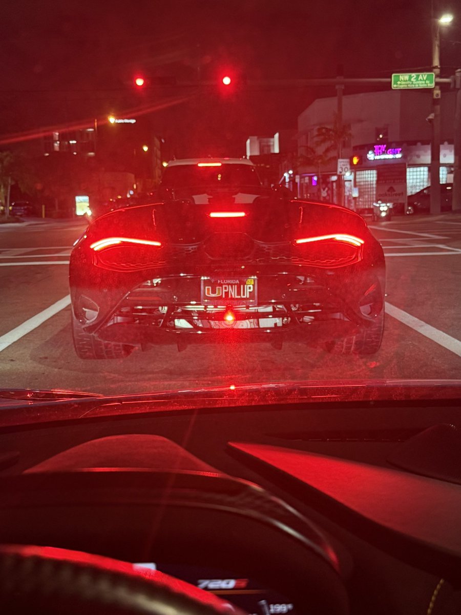 nick (Big Wick Nick) tweet media