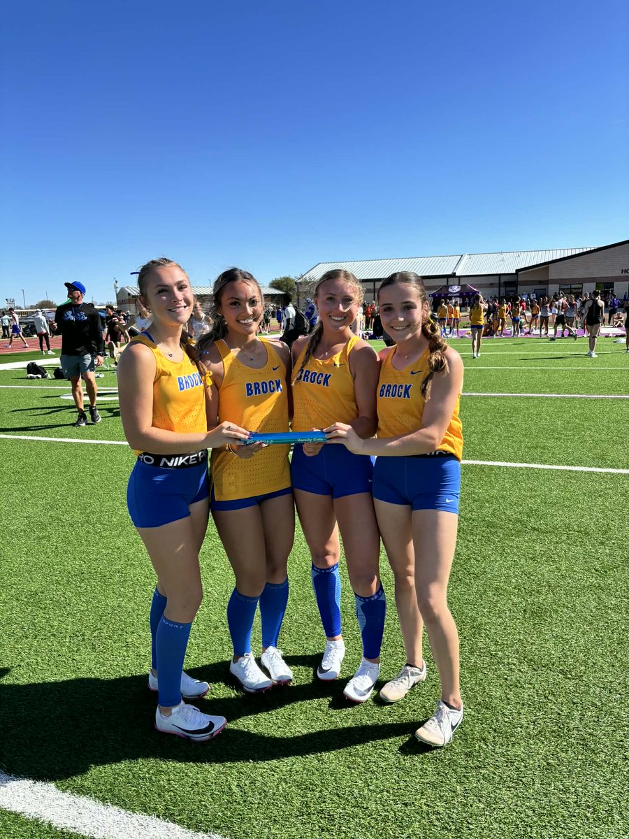 Gosset41's tweet image. NEW BROCK GIRLS RECORD IN THE 4X100
49.67 in Jacksboro!! Beats the old mark of 49.69
Congrats to Ava Shires, Summer Clark, Jayci Smith, and Sloan Booth #texas #dfw #track #brock